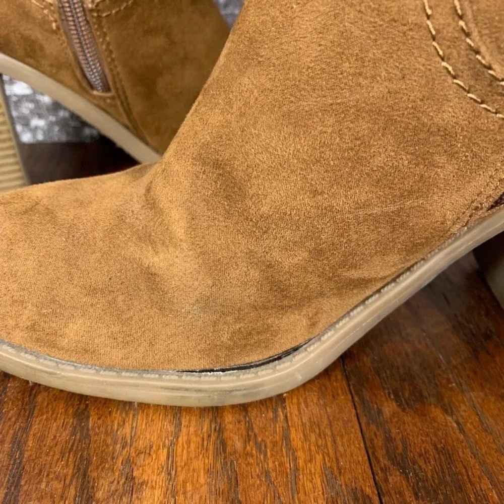 DV Dolce Vita Marilyn Tan Faux Suede Over The Knee Block Heel Boots Women's 8.5